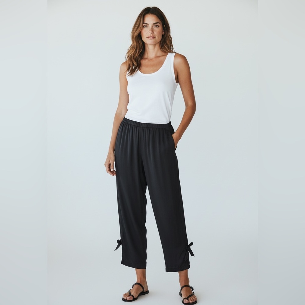 Chico's Black Ankle-Length Cargo Pants